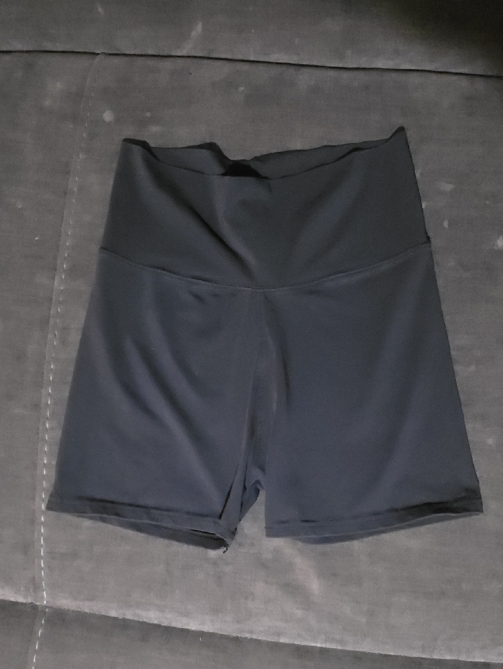 High-Rise Black Women’s Bike Shorts with Supportive Waistband